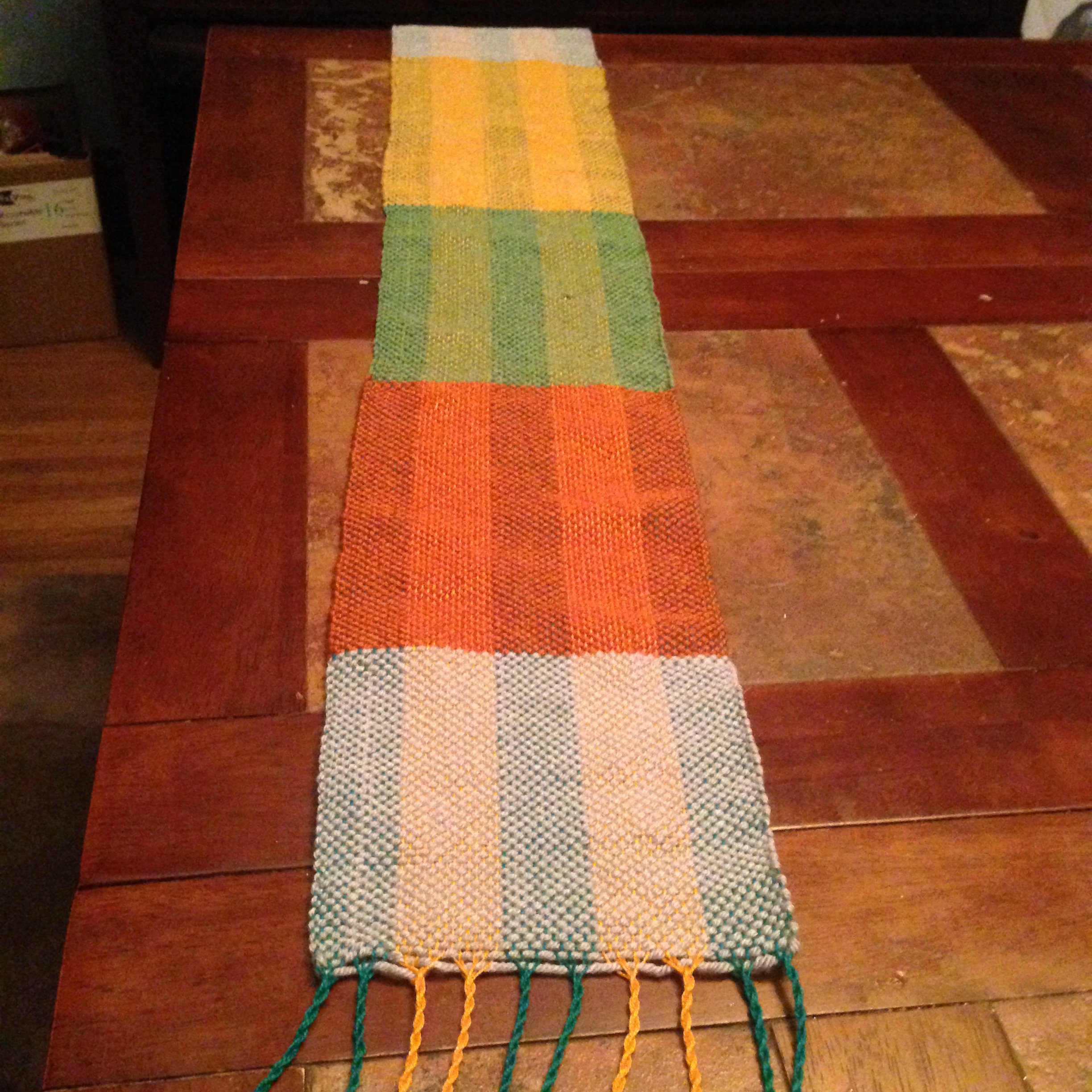 Finished woven scarf